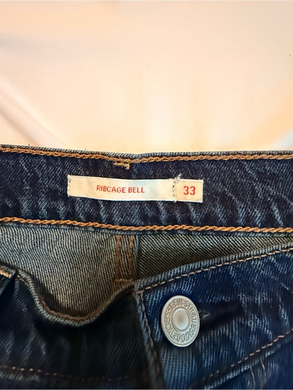 Levi’s Ribcage Bell - 33”x32” - Picture 5 of 5